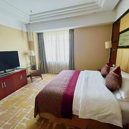 Hotel Jinling Jingyuan Plaza à Nankin Extérieur photo