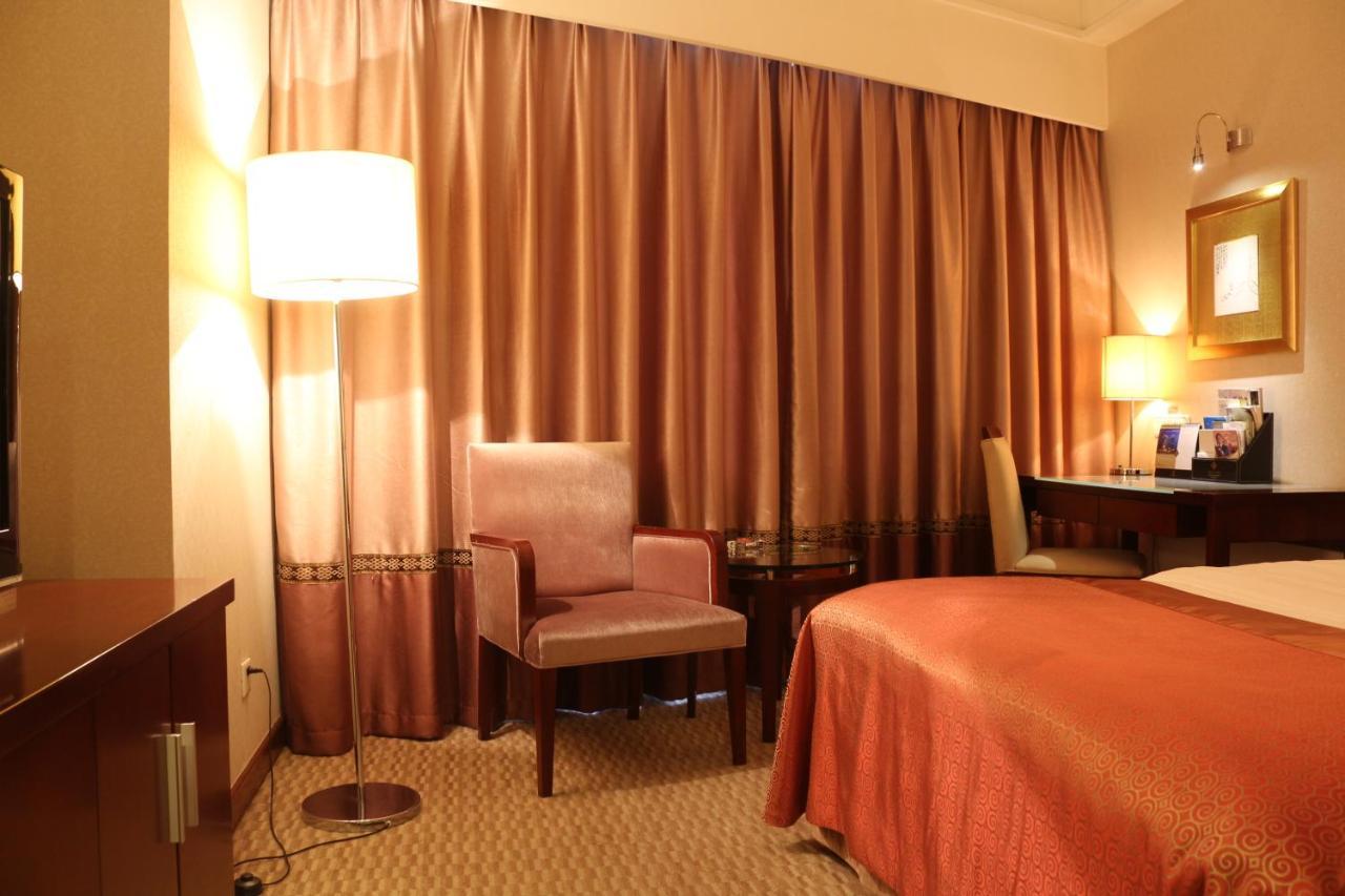 Hotel Jinling Jingyuan Plaza à Nankin Extérieur photo