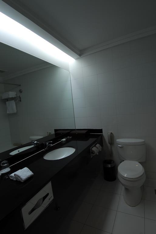 Hotel Jinling Jingyuan Plaza à Nankin Extérieur photo